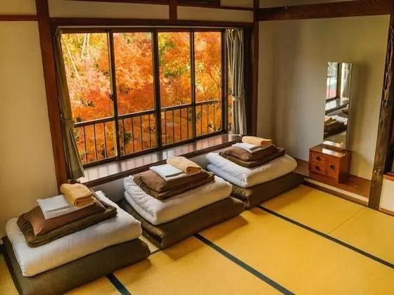 Traditional Üç Kişilik Oda (Japanese Style)