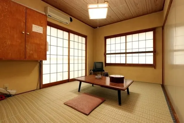 Traditional Oda (Japanese Style for 5 Guests)