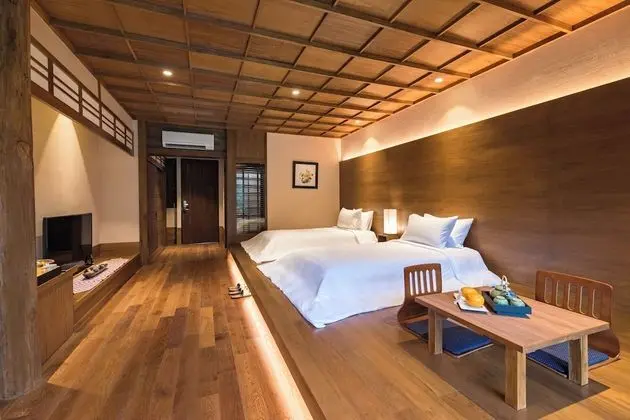 Grand Terrace Suite