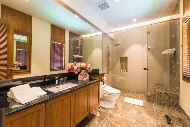 One  Bedroom Royal Residence