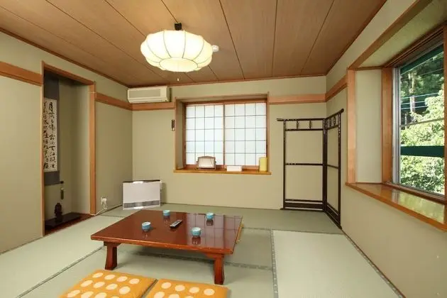 Traditional Oda (Japanese Style)