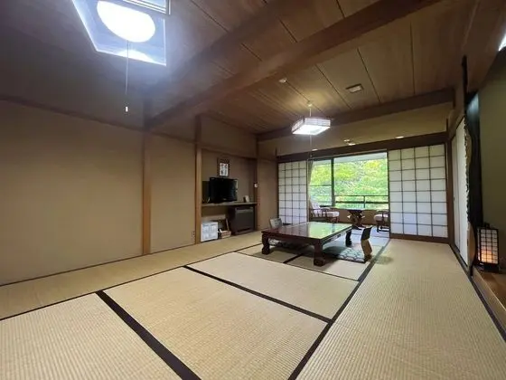 Traditional Oda (Japanese Style for 5 Guests)