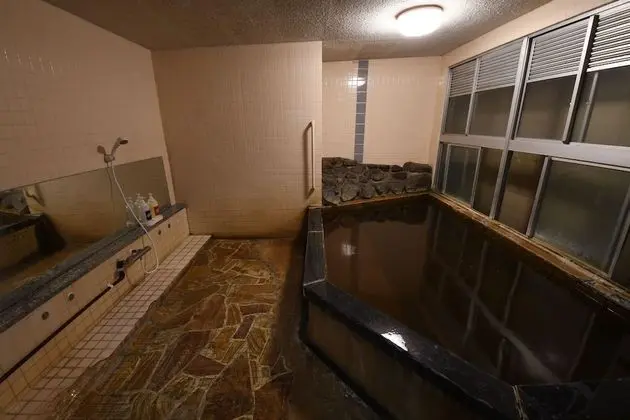 Basic Tek Kişilik Oda, Ortak Banyo