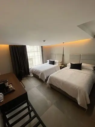 Standard Tek Büyük Yataklı Oda