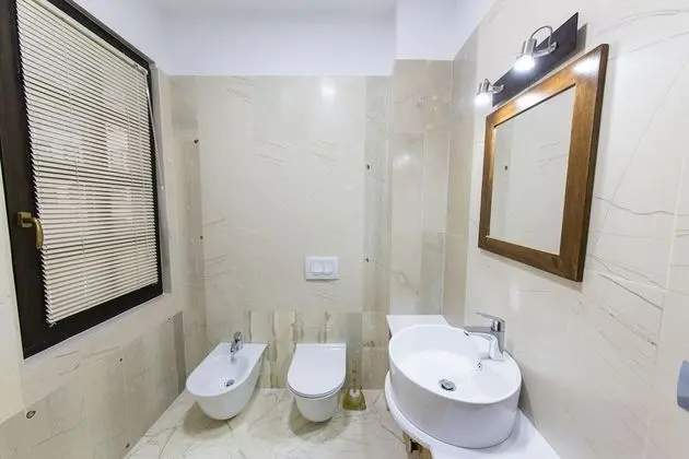 Deluxe Üç Kişilik Oda, Şehir Manzaralı