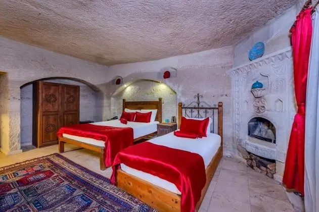 Deluxe Üç Kişilik Oda