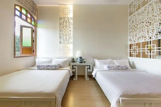 Deluxe Family Room