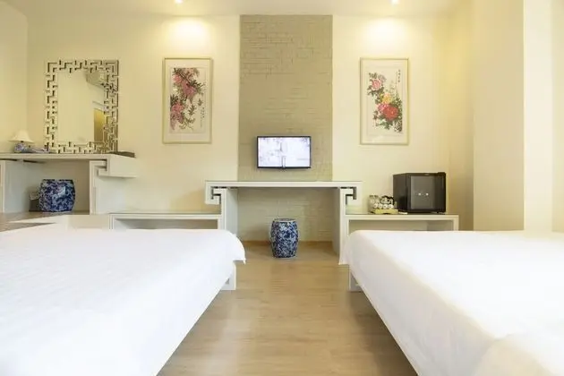 Deluxe Family Room