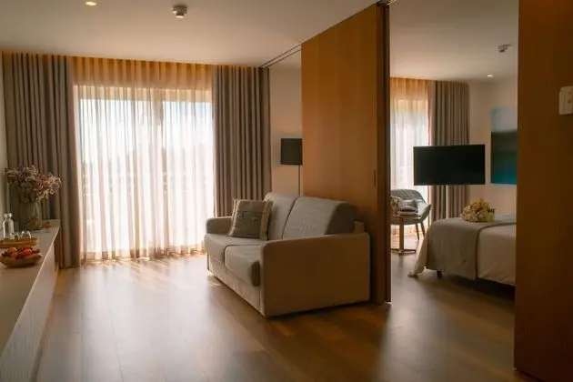 Signature Süit, Balkon