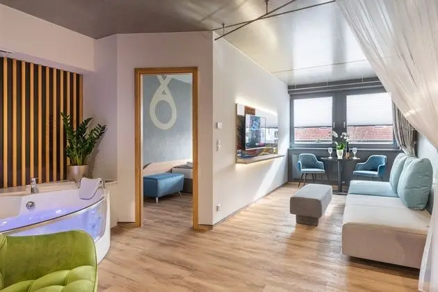 Superior Stüdyo, 1 Yatak Odası, Avlu Manzaralı