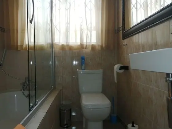 Basic Tek Büyük Yataklı Oda