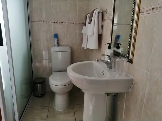 Standard Tek Büyük Yataklı Oda