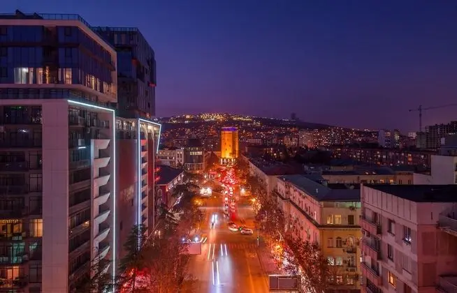 Junior Tek Büyük Yataklı Oda, Şehir Manzaralı