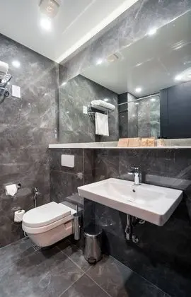 Junior Tek Büyük Yataklı Oda, Şehir Manzaralı