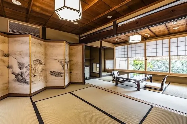 Ev (Private Japanese Style)