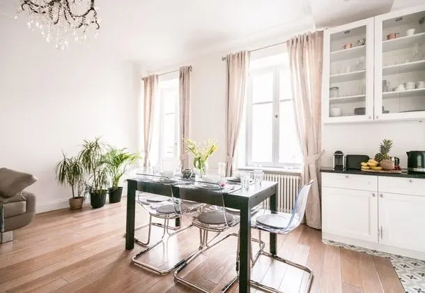 Superior Apart Daire (WAW-D11)