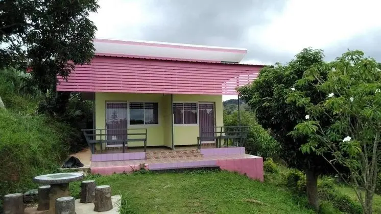 2 Bedrooms Bungalow