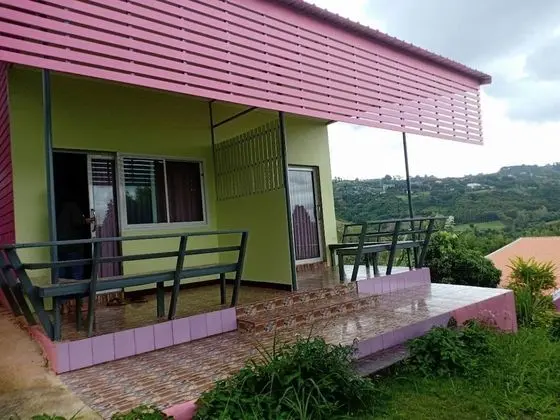 2 Bedrooms Bungalow