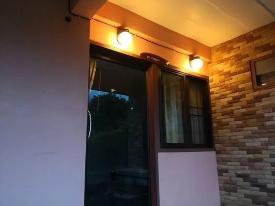 6 Bedrooms Bungalow