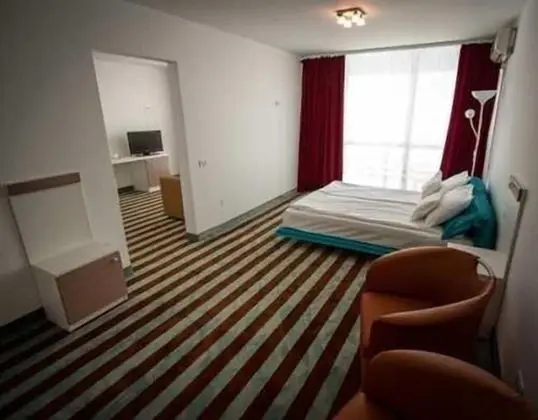 Comfort Tek Büyük veya İki Ayrı Yataklı Oda, Balkon