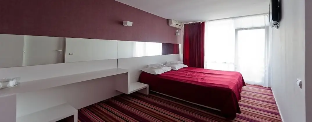 Superior Tek Büyük veya İki Ayrı Yataklı Oda, Balkon, Deniz Manzaralı