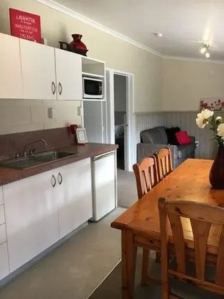 Family Oda, Sigara İçilmez, Mutfak (Family Motel)