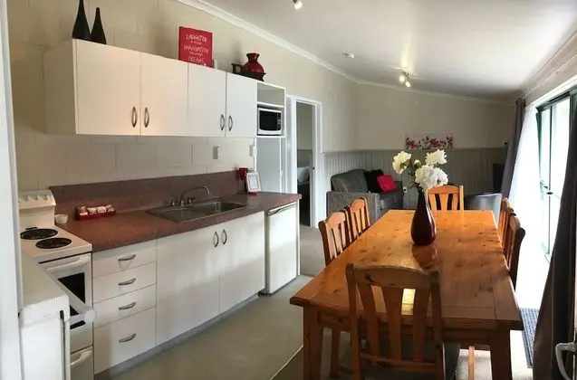 Family Oda, Sigara İçilmez, Mutfak (Family Motel)
