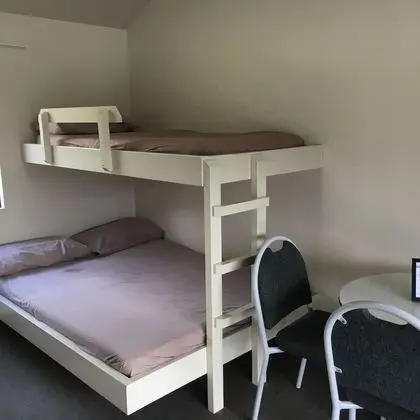 Standard Kulübe, Sigara İçilmez (Must Provide Own Linen and Blanket)