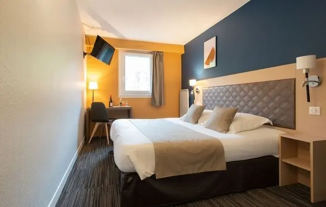 Standard Tek Büyük veya İki Ayrı Yataklı Oda