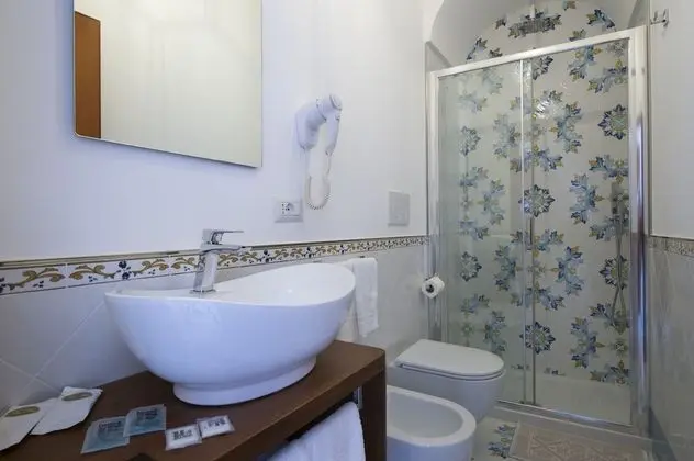 Standard Dört Kişilik Oda, Balkon, Deniz Manzaralı