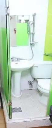 Oda, Sadece kadınlar için (Clean and Comfortable)