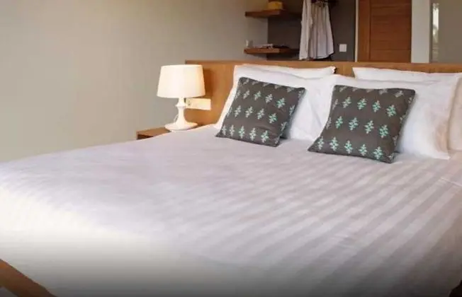 Suit One Bedroom