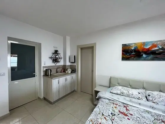 Comfort Tek Büyük Yataklı Oda