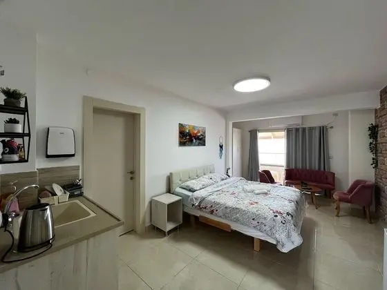 Comfort Tek Büyük Yataklı Oda