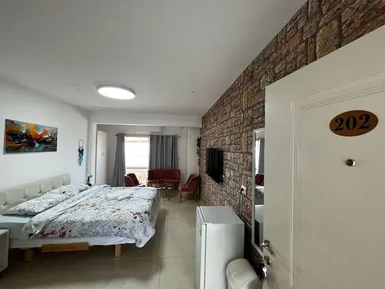 Comfort Tek Büyük Yataklı Oda