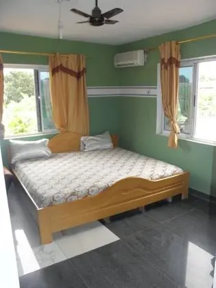Deluxe Büyük Yataklı Tek Kişilik Oda, 1 Yatak Odası, Bahçe Manzaralı