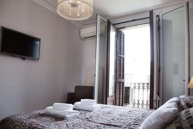 Apart Daire, 1 Çift Kişilik Yatak ve Çekyat