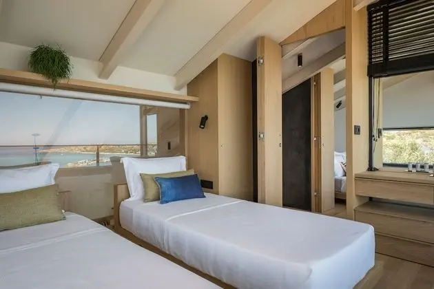 Villa, 2 Yatak Odası, Deniz Manzaralı, Denize Sıfır