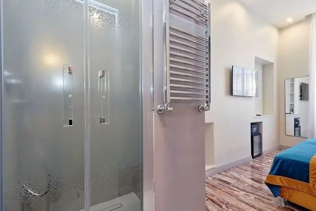 Superior Tek Büyük Yataklı Oda