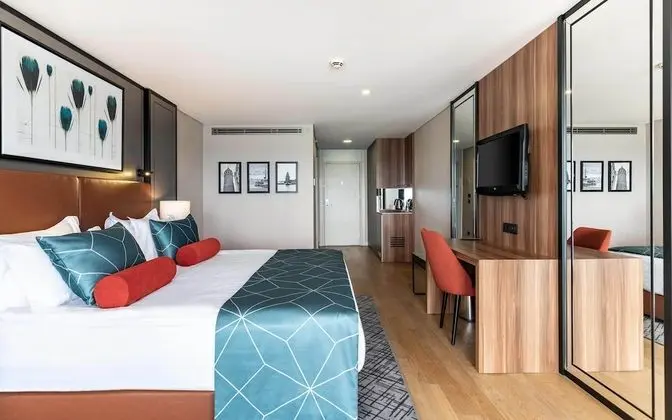 Deluxe Oda, Balkon, Deniz Manzaralı