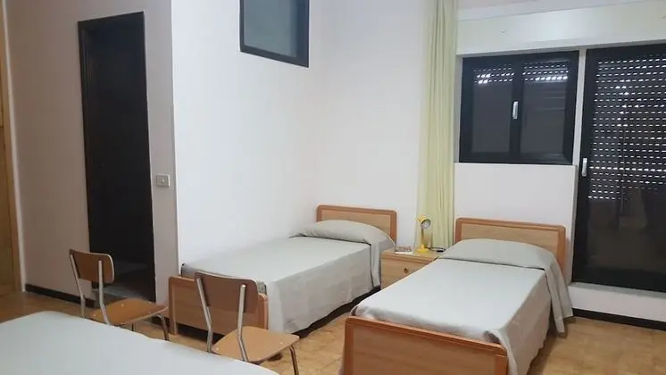 Tek Büyük veya İki Ayrı Yataklı Oda