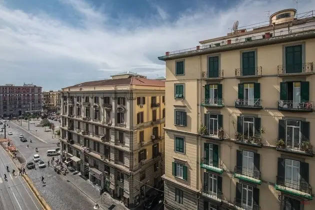 Classic Tek Büyük Yataklı Oda