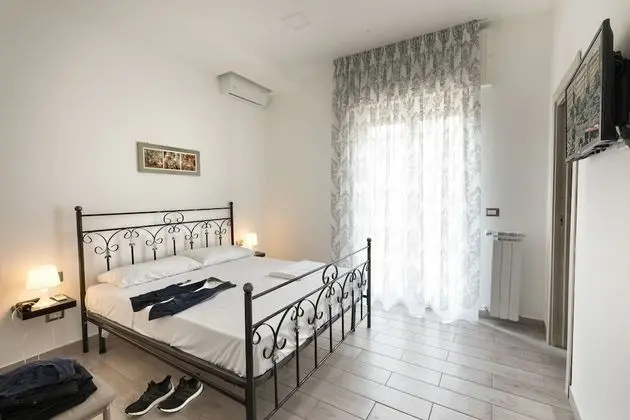 Classic Tek Büyük Yataklı Oda