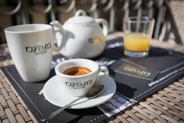 Classic Tek Büyük Yataklı Oda