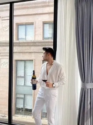 Premium Tek Büyük Yataklı Oda