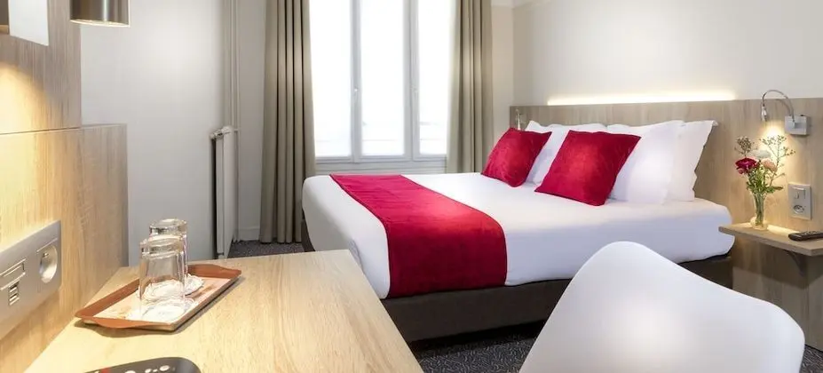 Comfort Tek Büyük veya İki Ayrı Yataklı Oda