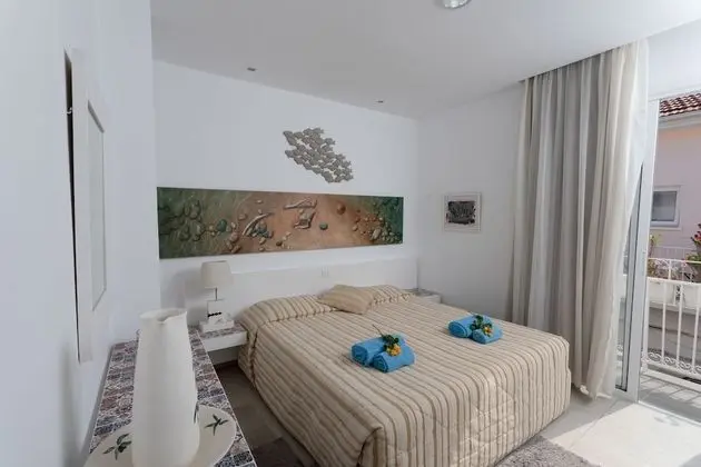 Tek Büyük veya İki Ayrı Yataklı Oda, Balkon