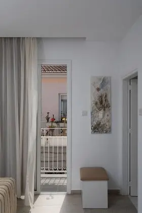 Tek Büyük veya İki Ayrı Yataklı Oda, Balkon