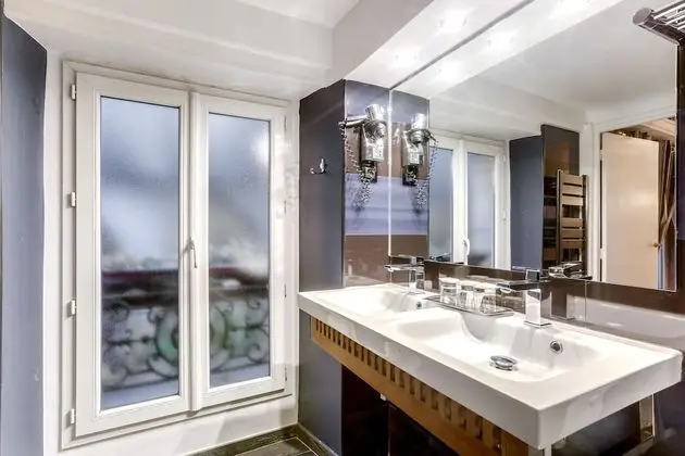 Üç Kişilik Oda, 3 Tek Kişilik Yatak