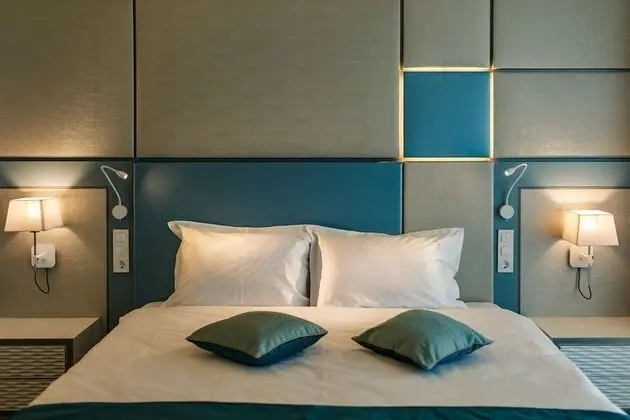 Deluxe Tek Büyük Yataklı Oda, Teras, Deniz Manzaralı